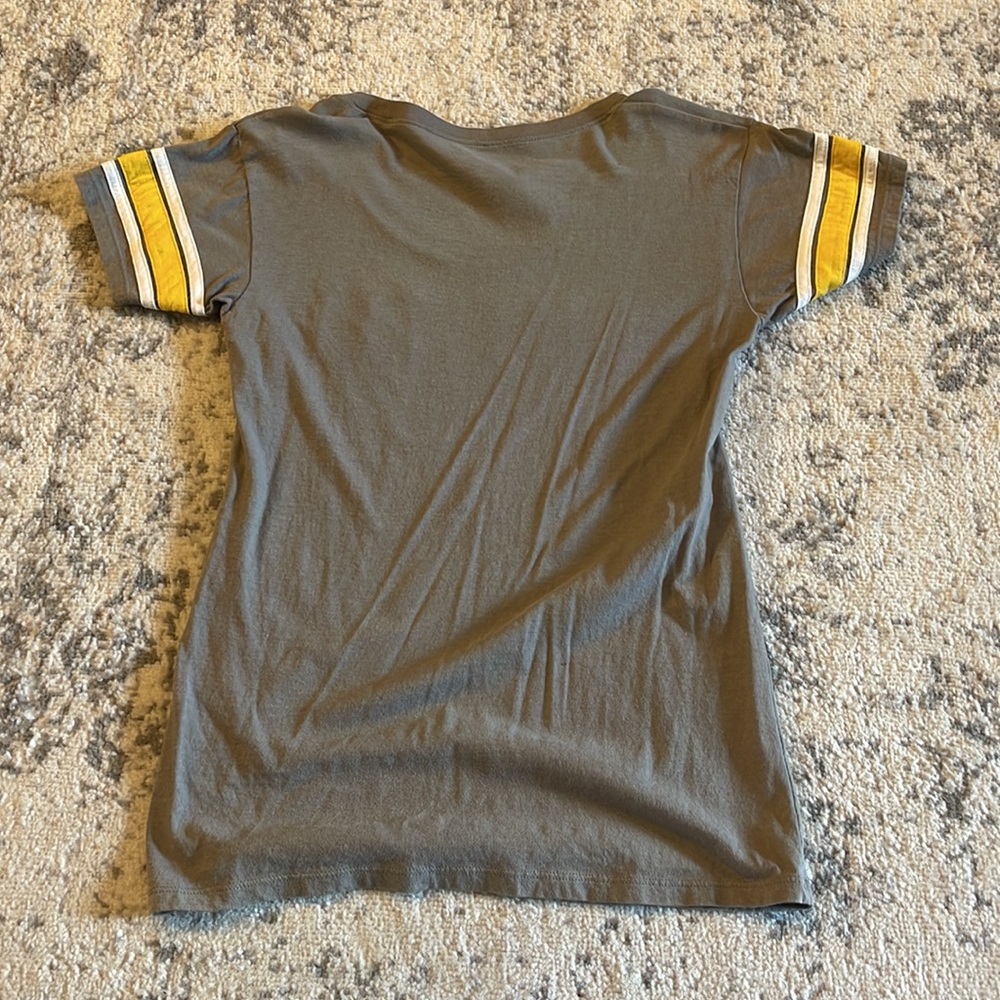 Pittsburgh Pirates Shirt - Picture 4 of 4